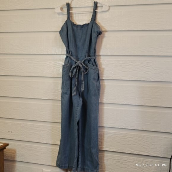 Light Denim Chambray Jumpsuit Knotted Strap Belt Women Medium 100% Cotton - Picture 2 of 12
